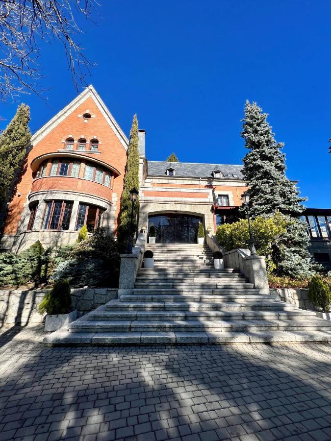 Palacio De Miraflores Miraflores de la Sierra Dış mekan fotoğraf